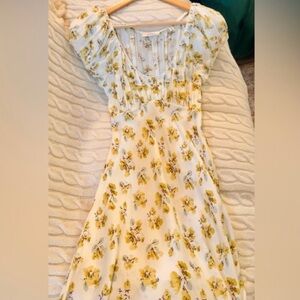 DOEN FLORENCIA DRESS IN GOLD FROLICKING FLORAL, brand new, never worn, no flaws.